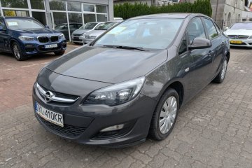 Opel Astra 1,6 benzyna, salon PL, jeden wł, pewniak